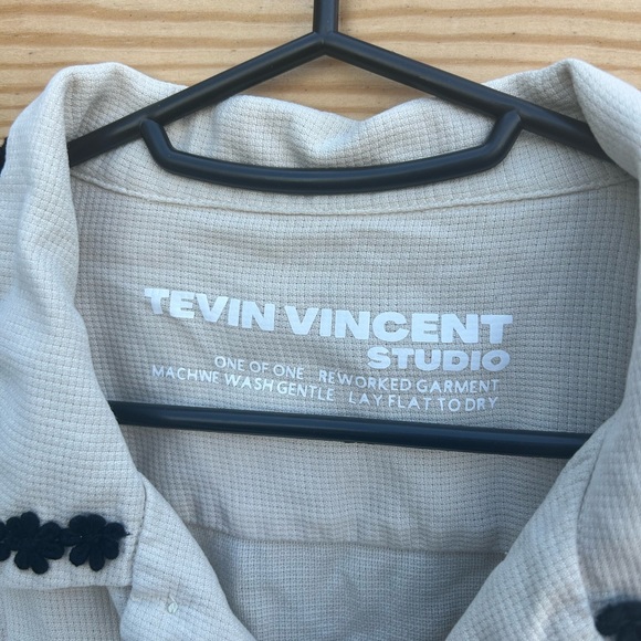 Ten Vincent one of a kind LA buttondown - Picture 3 of 3